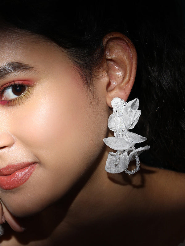 The Petalyn Drop Earrings - Daisy White