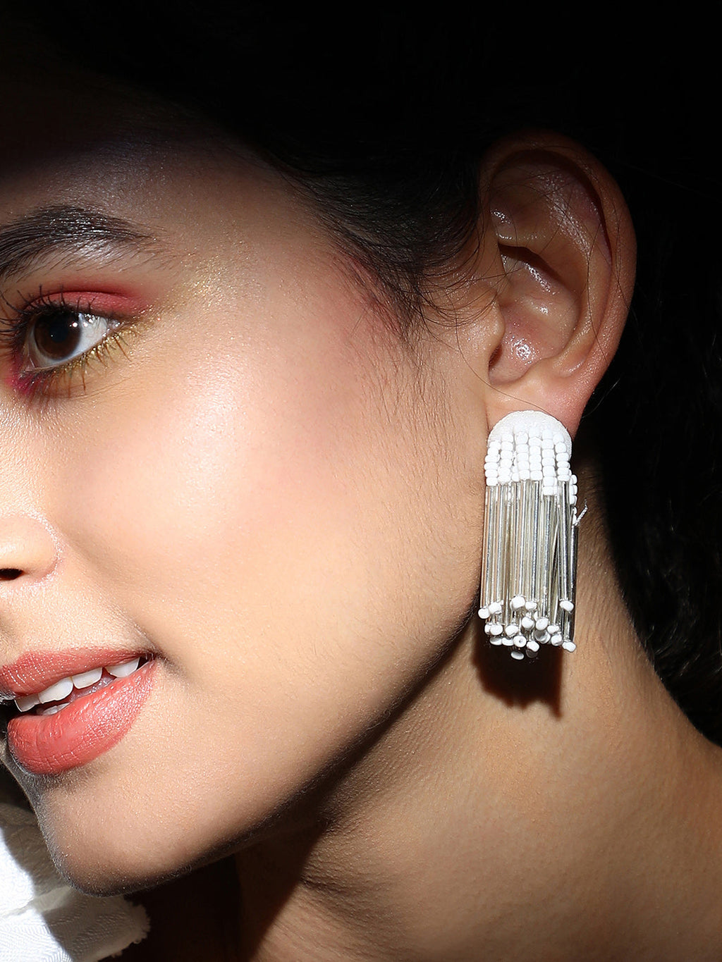 The Medium Fringette Drop Earrings - Daisy White