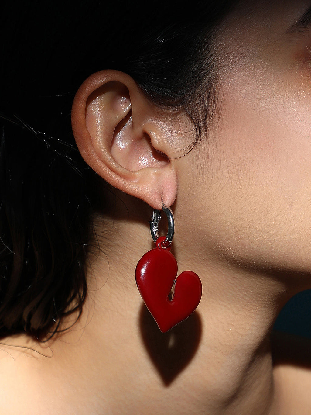 Women's The Fluid-Coeur Hoop Earrings - Carmine Red