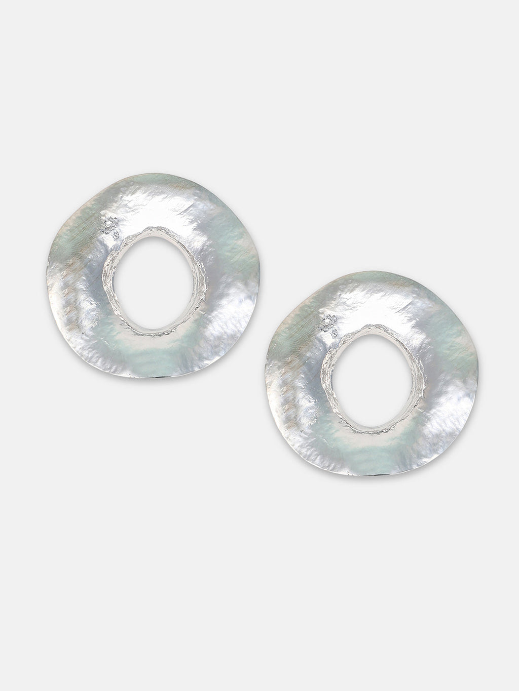 The Myzo Drop Earrings - Metallic Silver