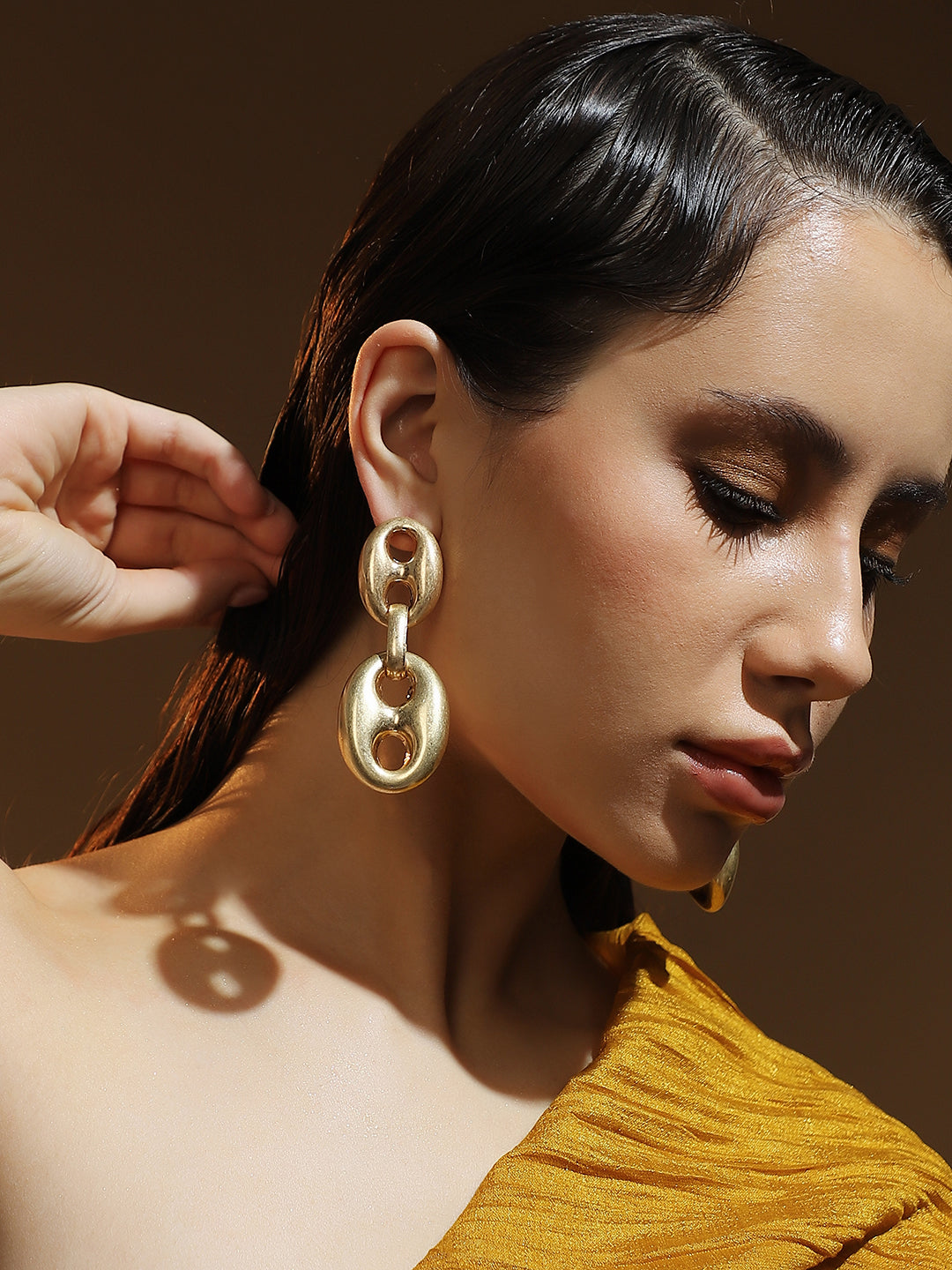 The Dented-Bolt Drop Earrings - California Gold