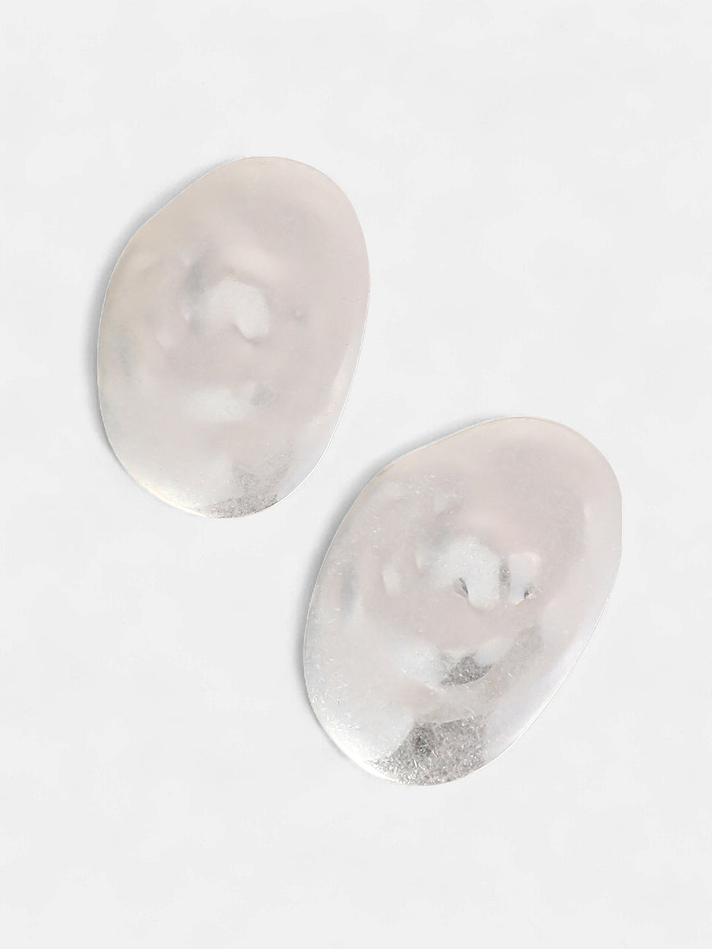 The Dented-Plate Drop Earrings - Metallic Silver