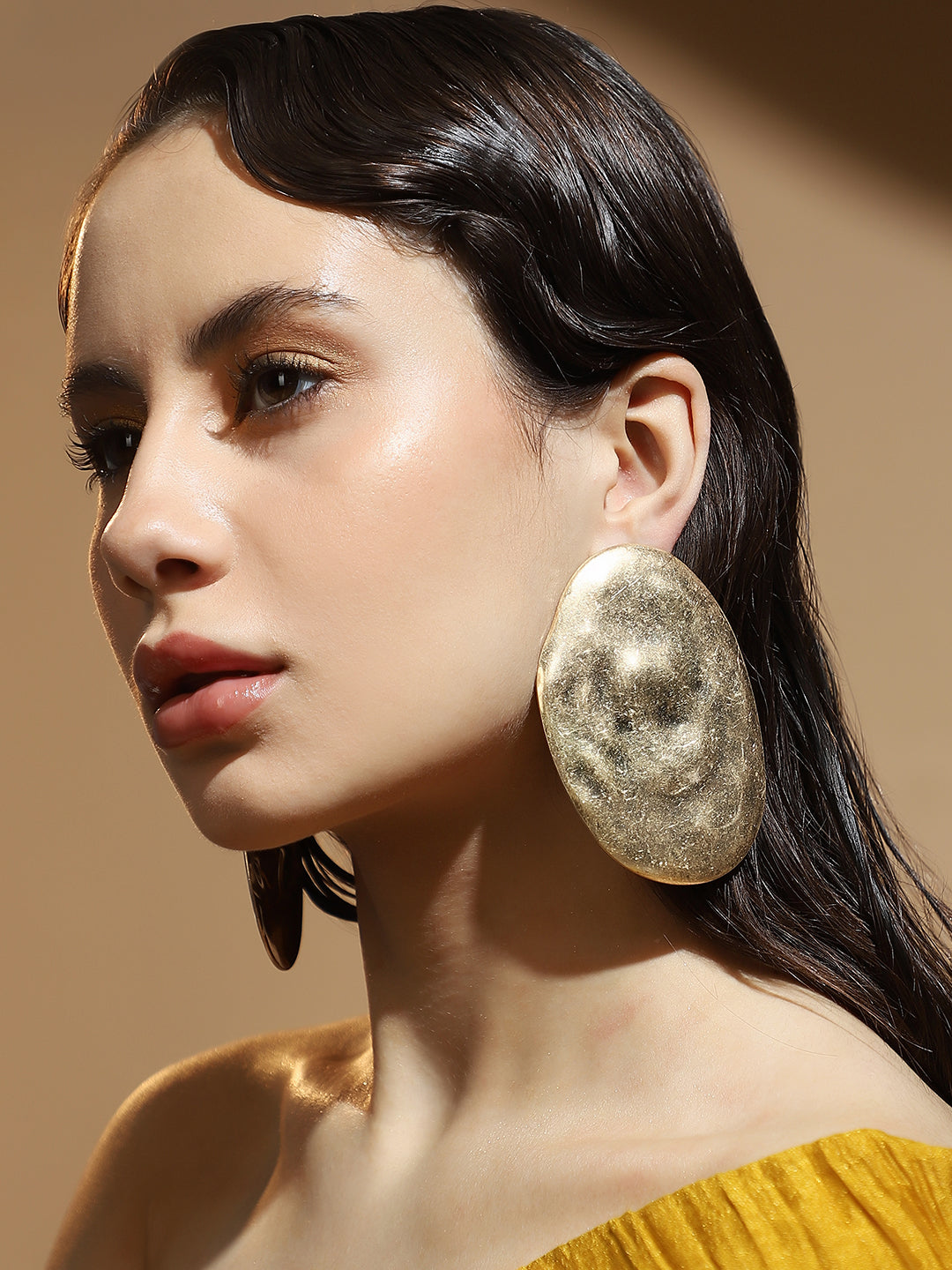 The Dented-Plate Drop Earrings - California Gold