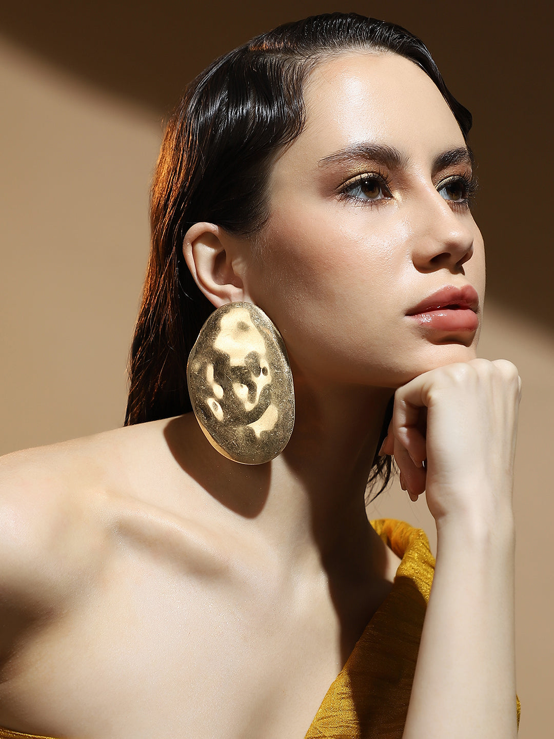 The Dented-Plate Drop Earrings - California Gold