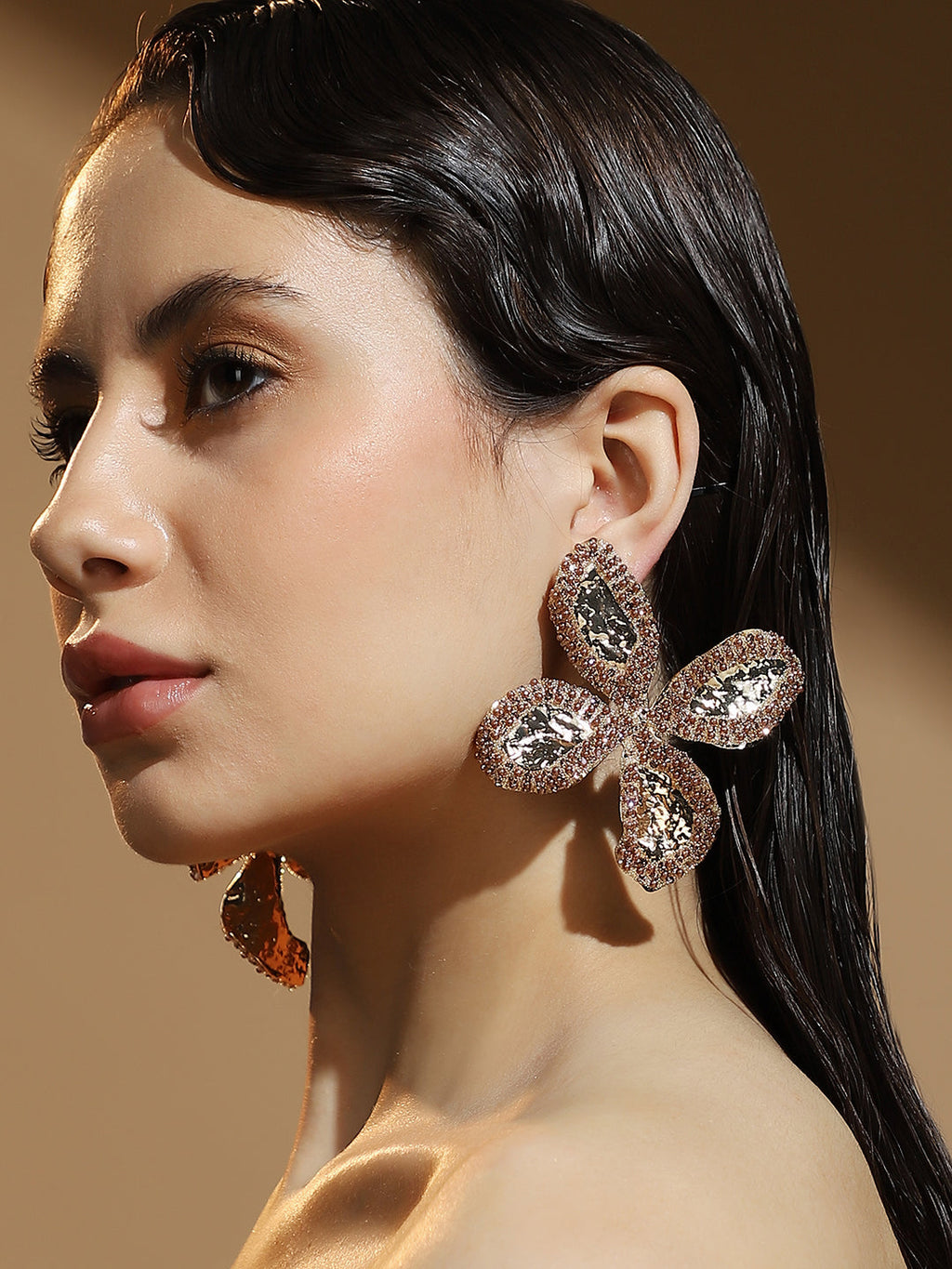 The Oulined-Petalia Statement Earrings - Antique Gold