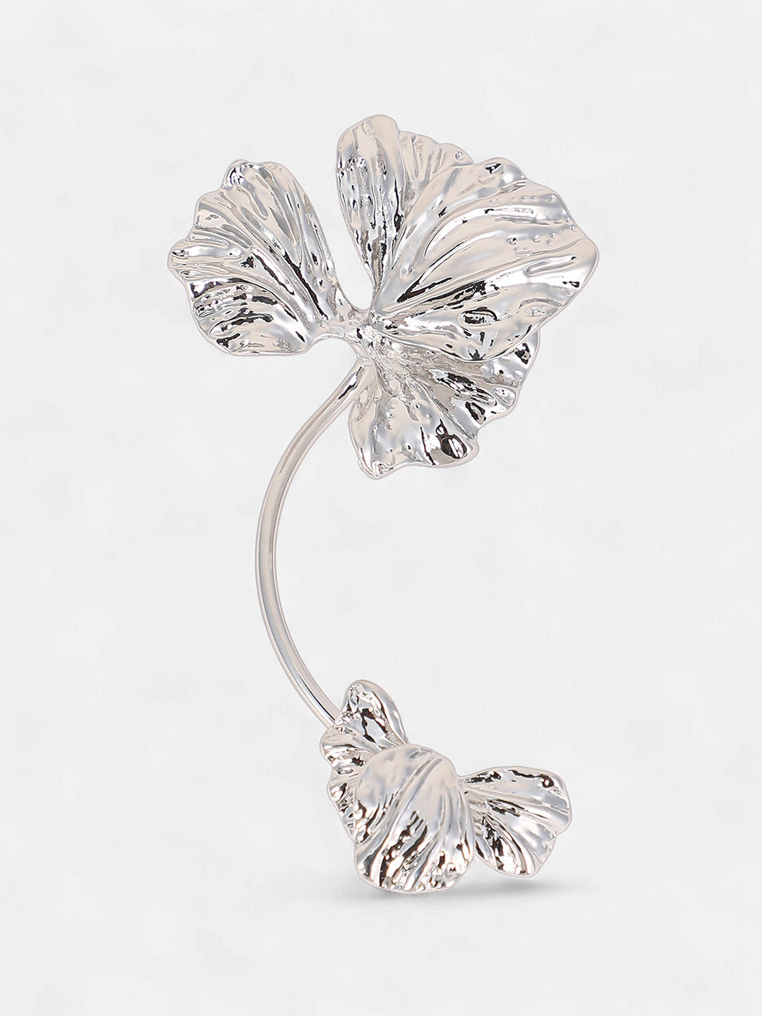 The Withering-Petal Cuff Earrings - Metallic Silver