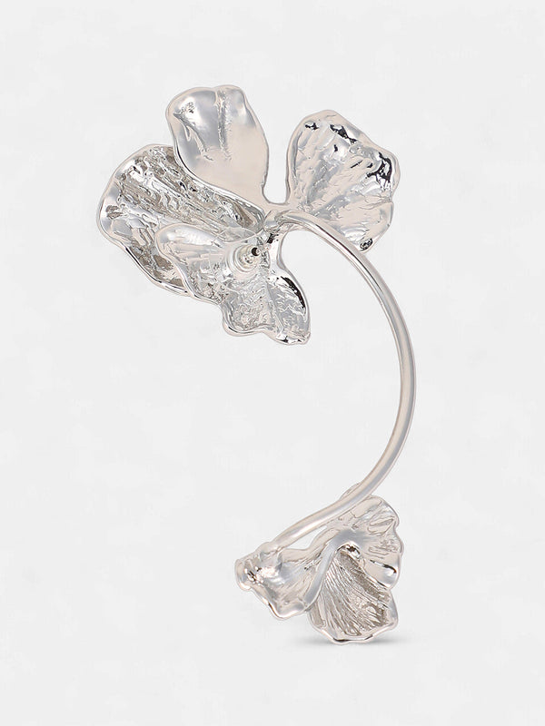 The Withering-Petal Cuff Earrings - Metallic Silver