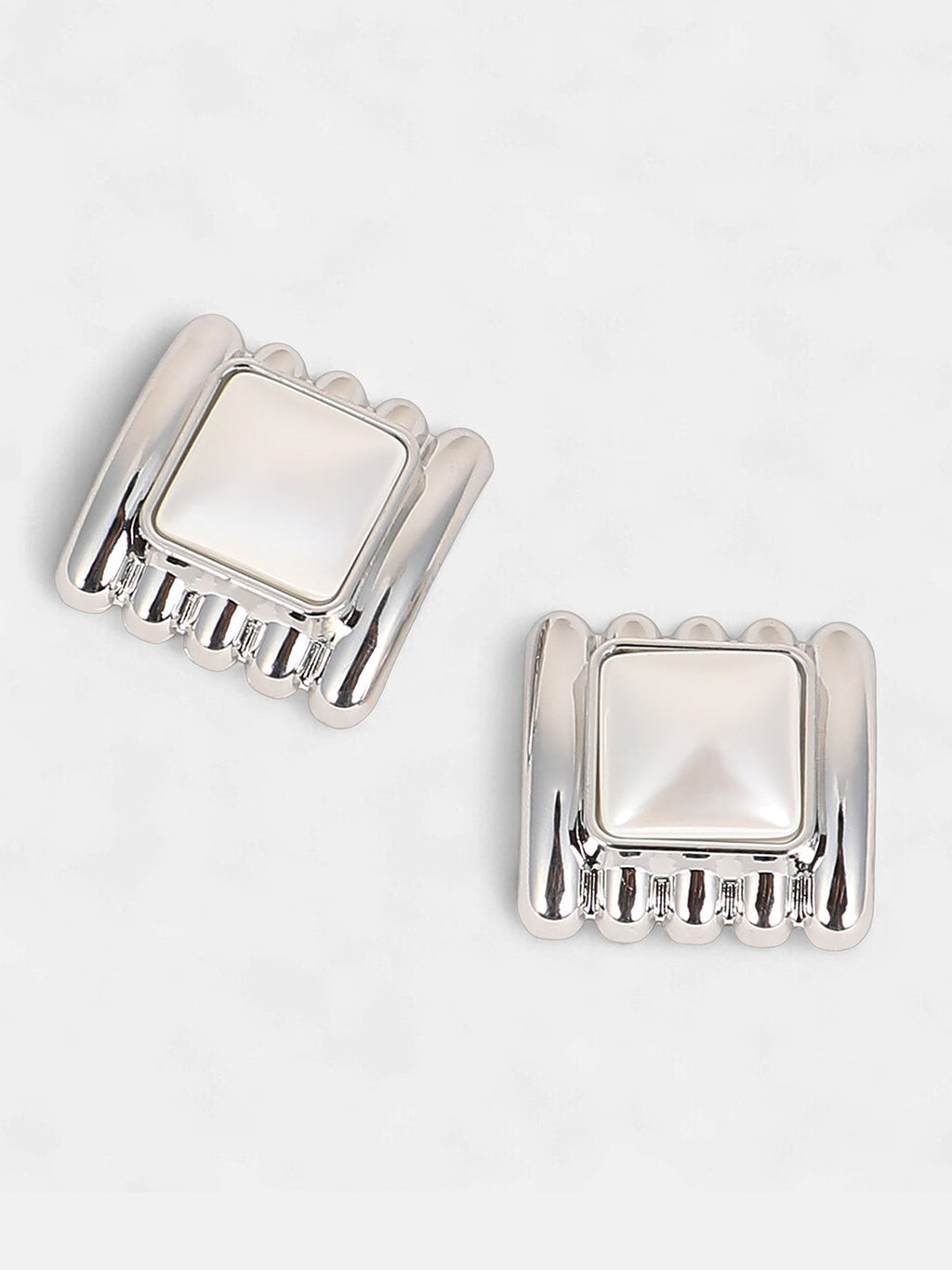The Ribbed-Diane Stud Earrings - Chrome Silver