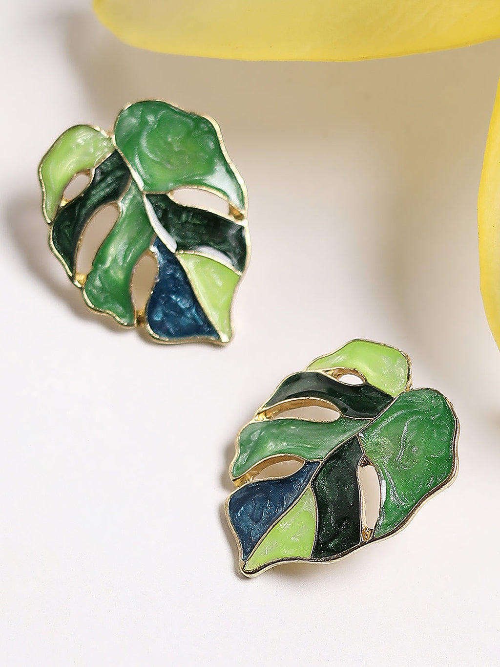 The Ombre-Enamel Leaf Stud Earrings - Forest Green