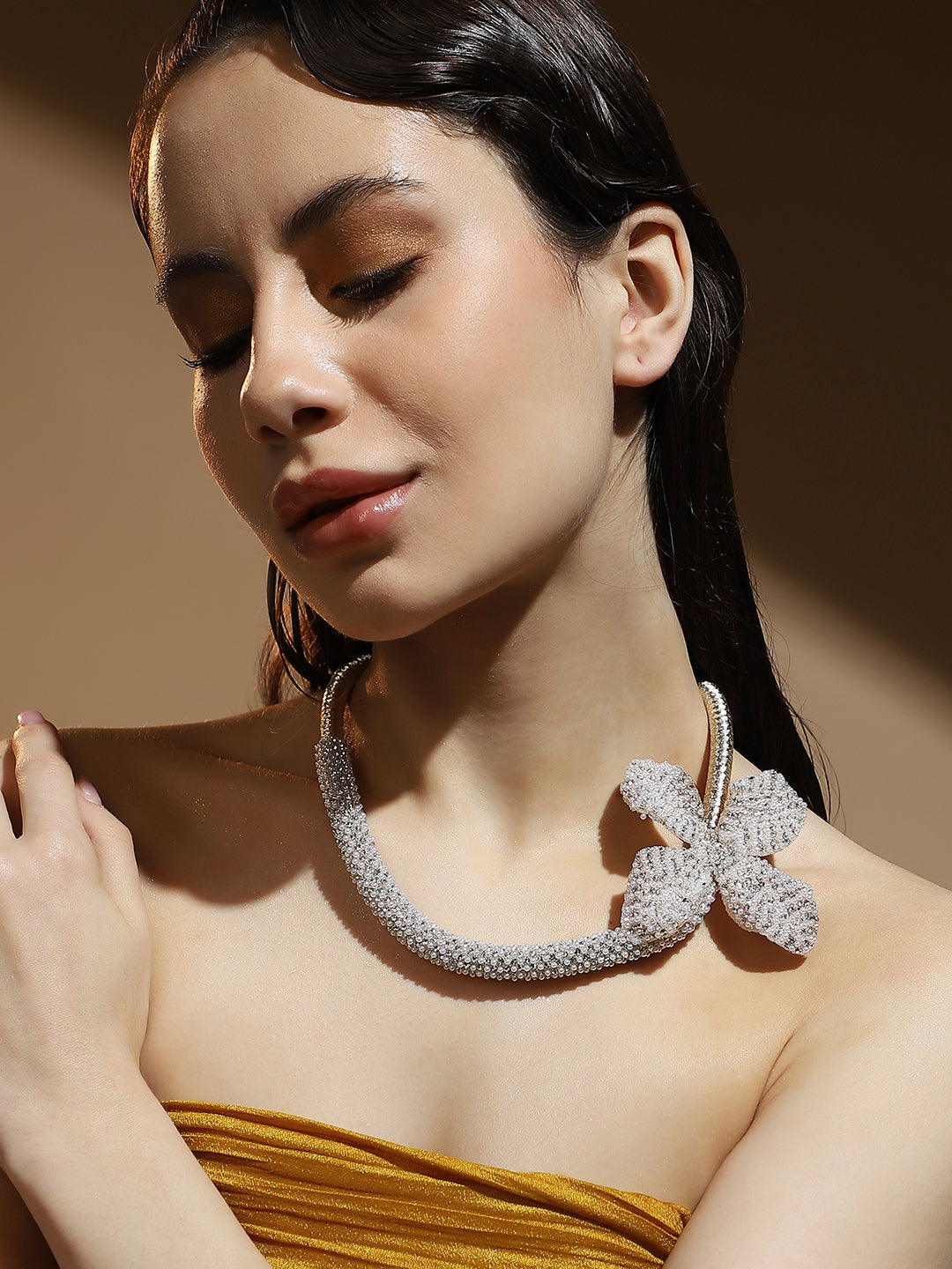 The Bling-Petalia Statement Necklace - California Gold