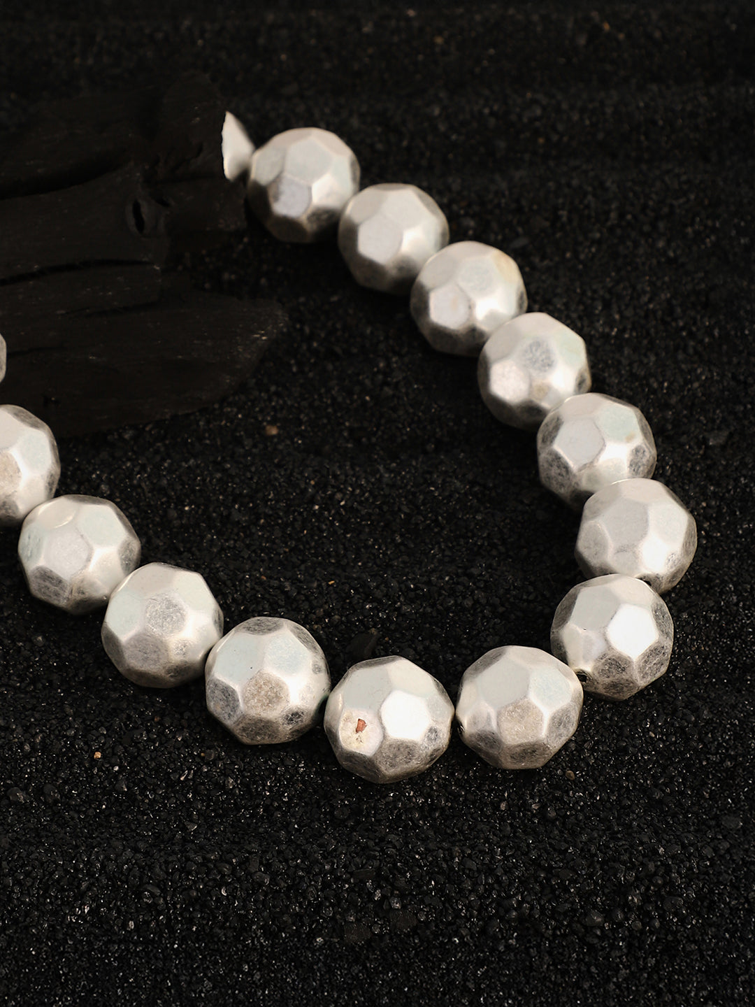 The Hammered Collar Necklace - Metallic Silver