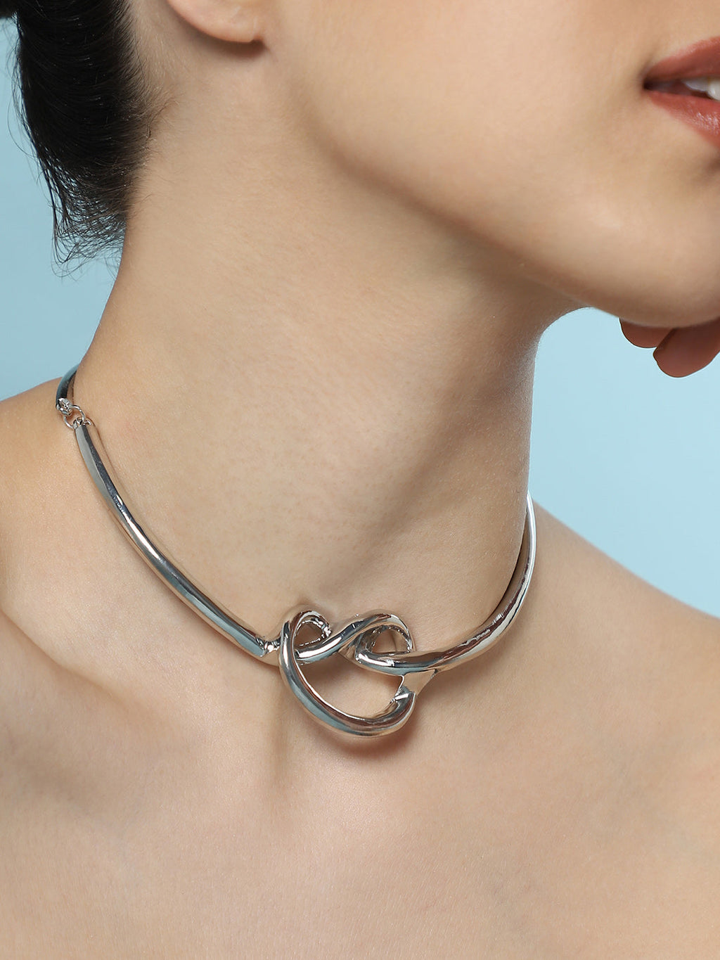 The Nodo Collar Necklace - Metallic Silver