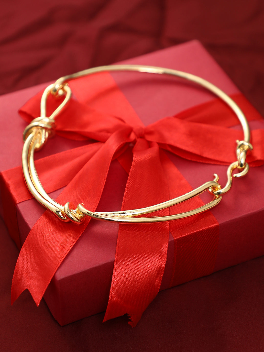 Women's The Knotted-Bar Collar Necklace - California Gold