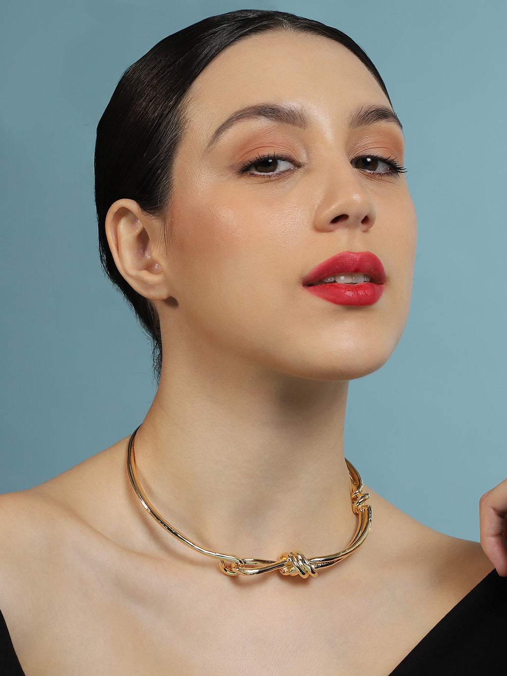 Women's The Knotted-Bar Collar Necklace - California Gold