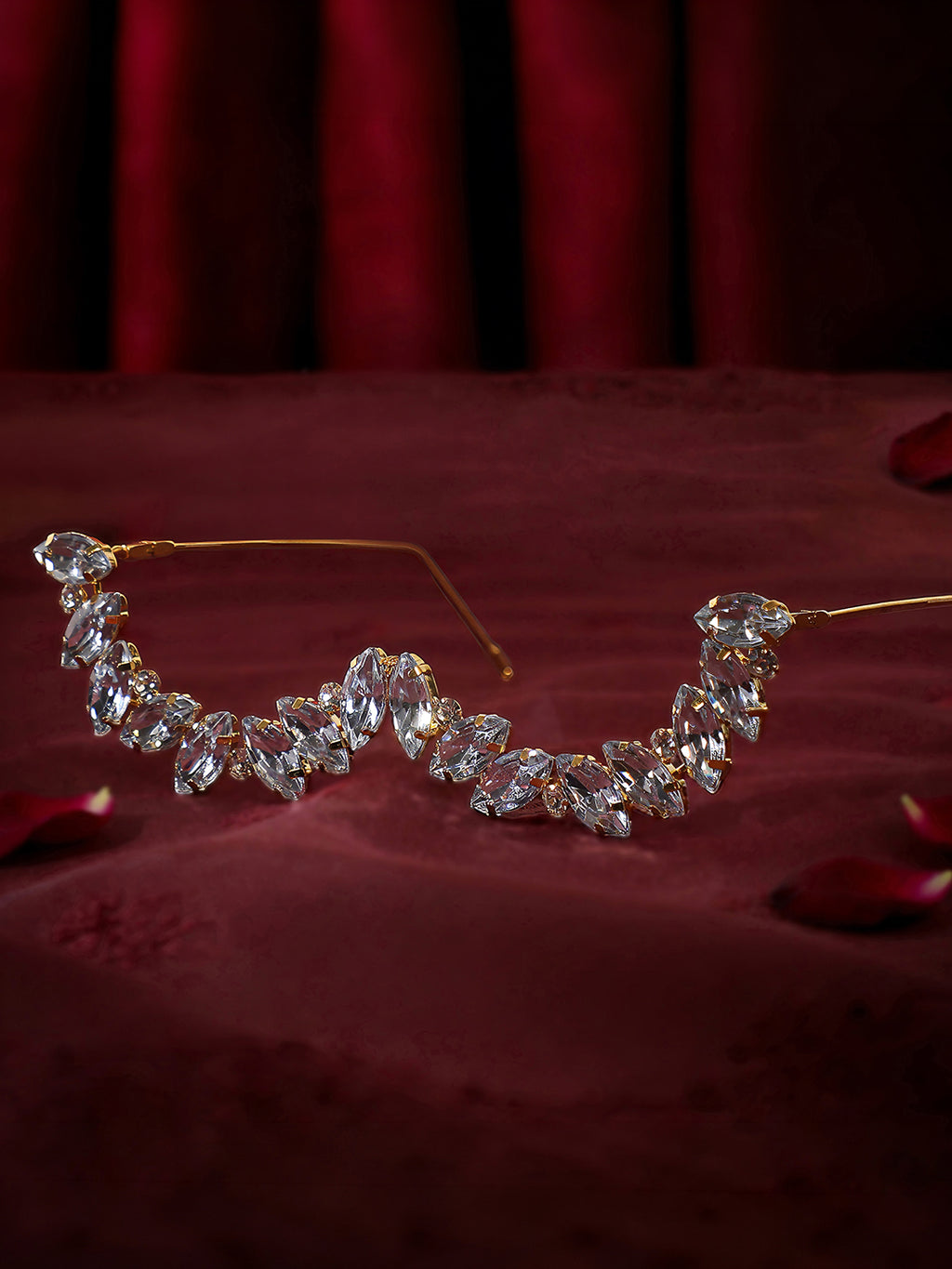 The Royale Crystal Eyewear Chain - Silver