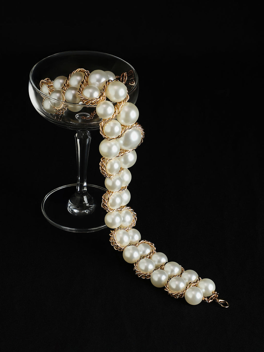 The Swirl-Chain Pearl Collar Necklace - Pearl White