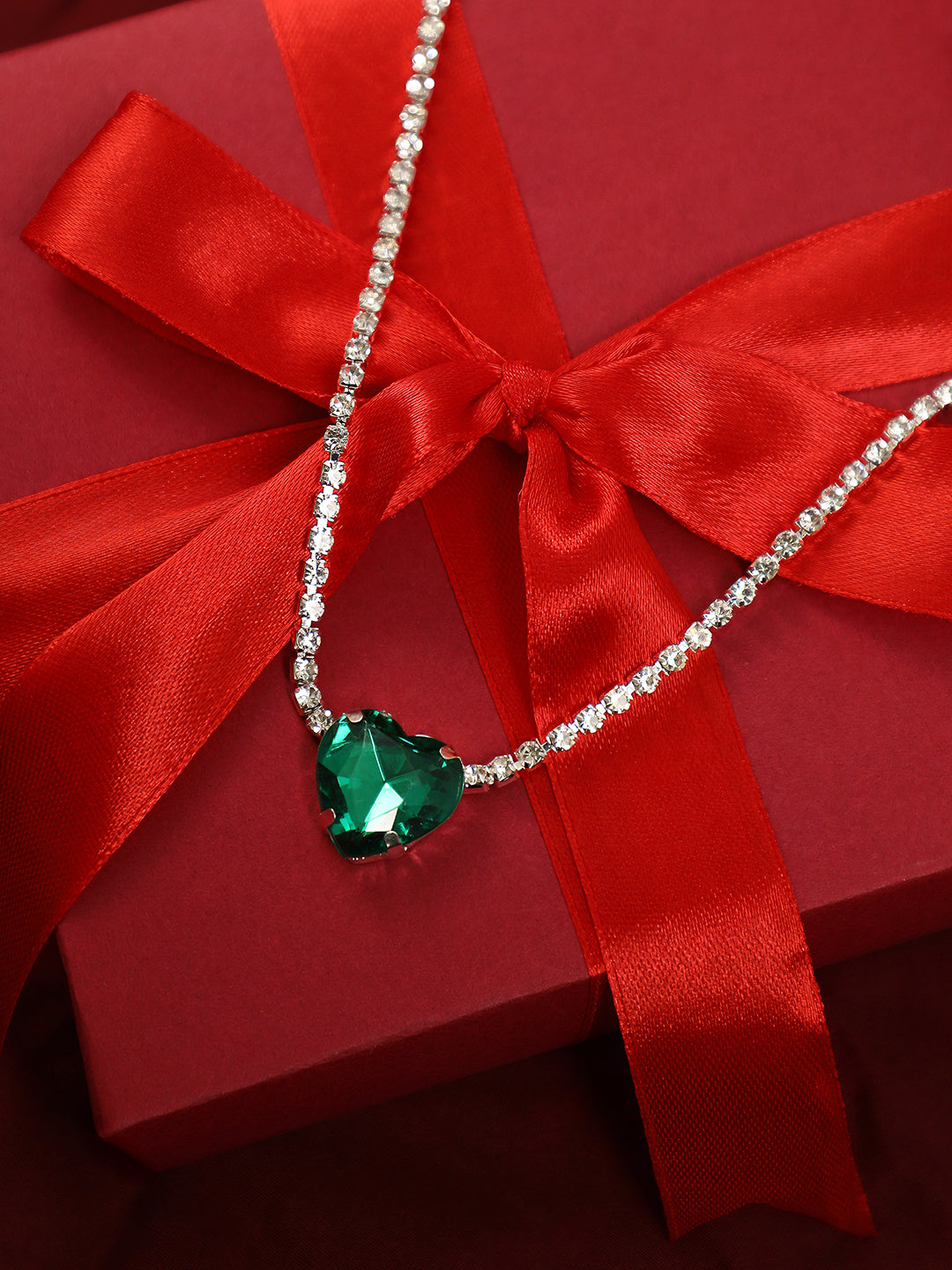 Women's Cristal-Coeur Collar Necklace - Emerald Green