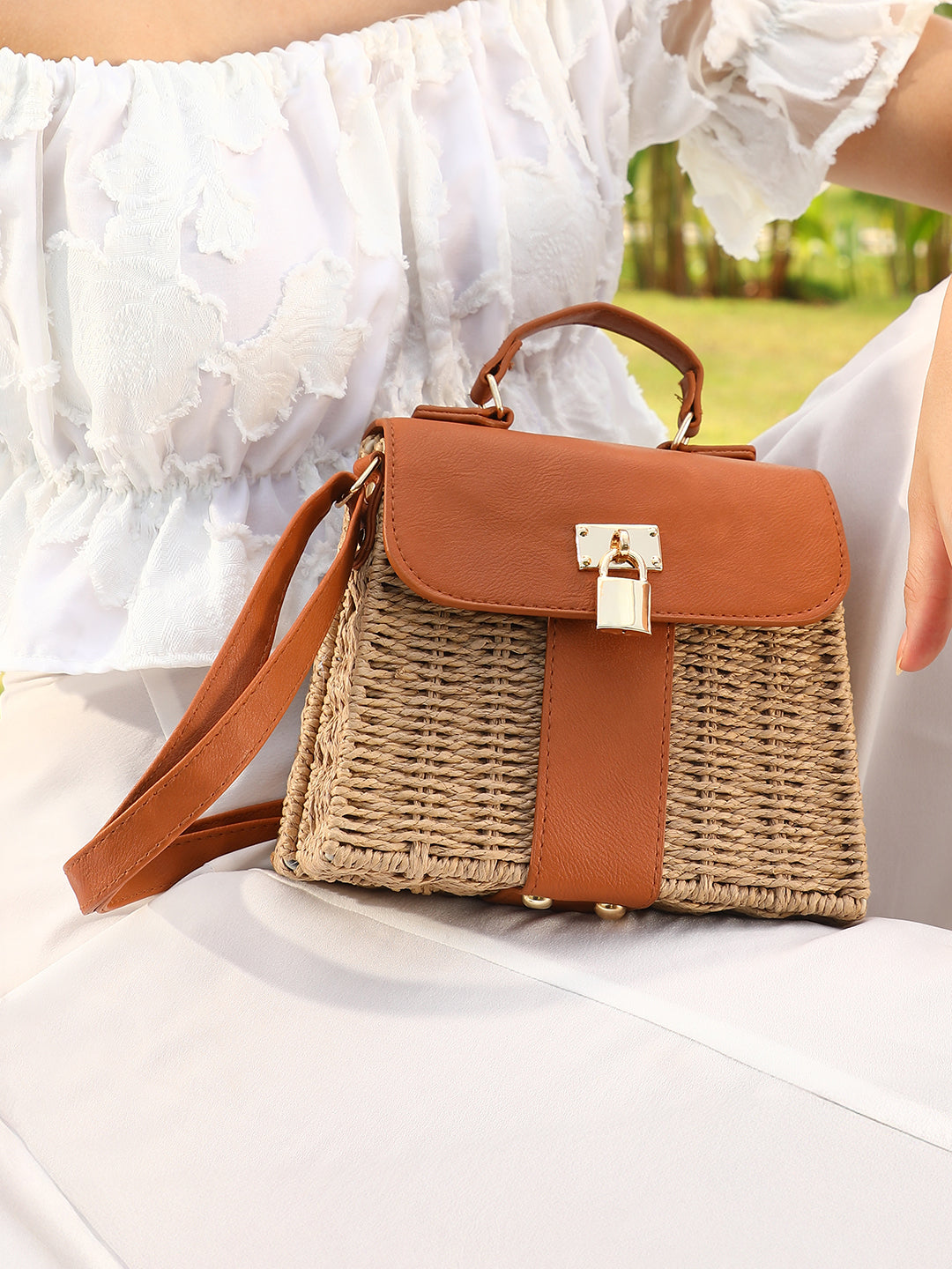 The Riviera-Straw Hand Bag - Chocolate Brown