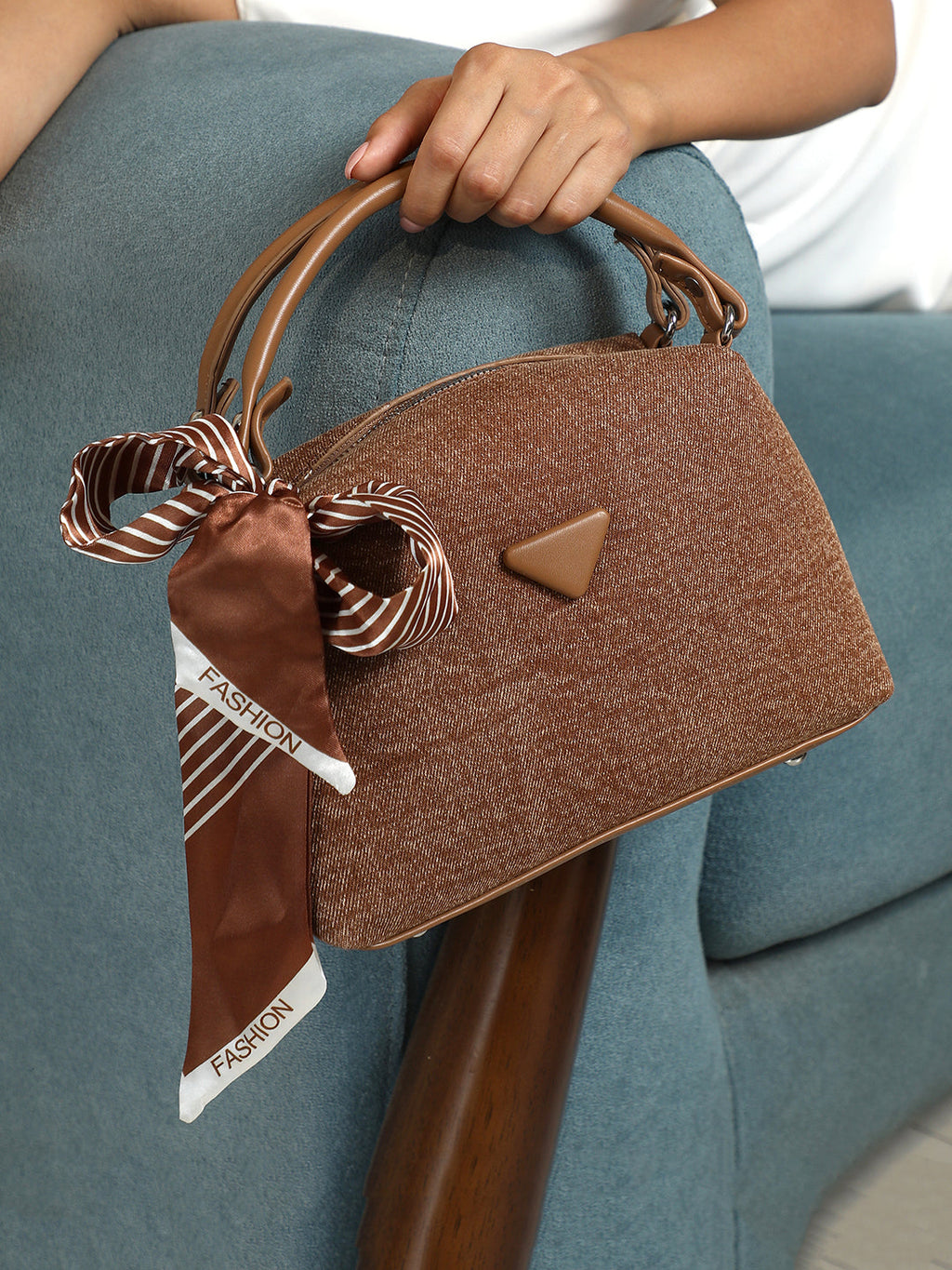 The Denim-Curve Hand Bag - Peanut Brown