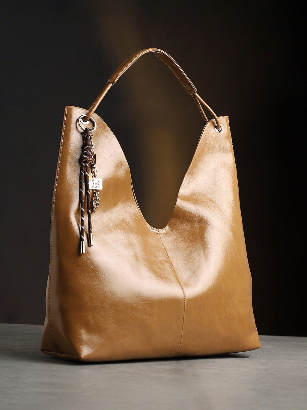 The Large Dayscape Hobo Bag With Pouch - Khaki Beige