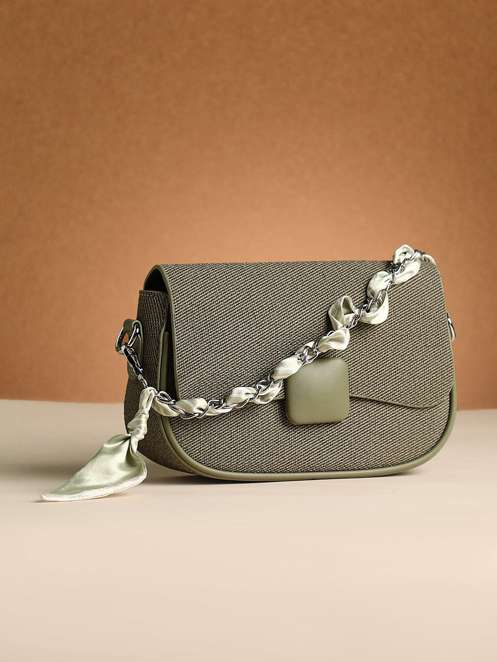 The Ribbed Curve Hand Bag - Olive Green