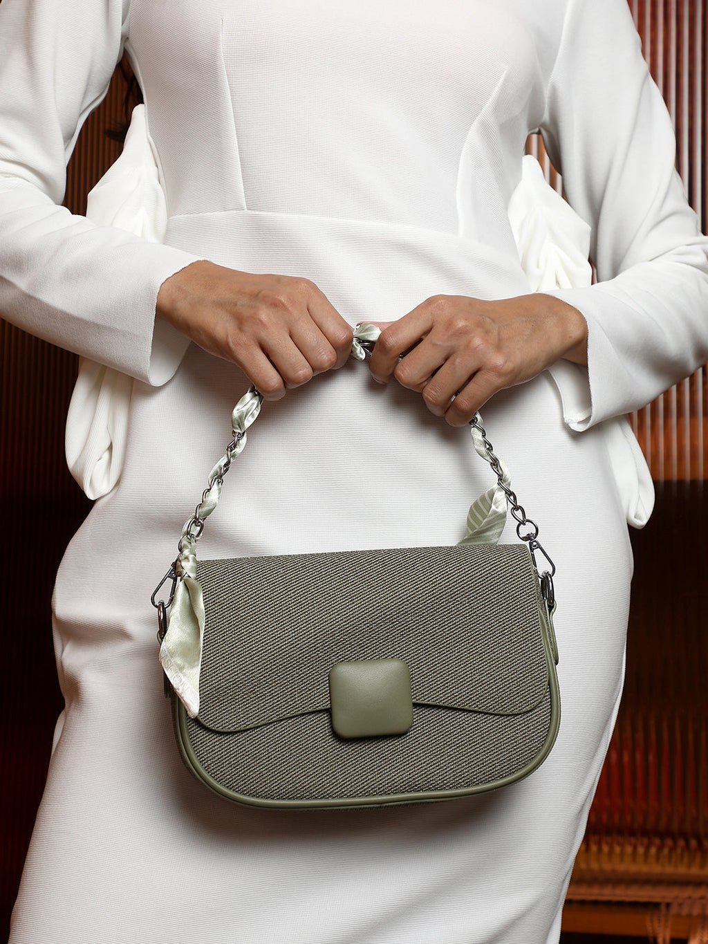 The Ribbed Curve Hand Bag - Olive Green