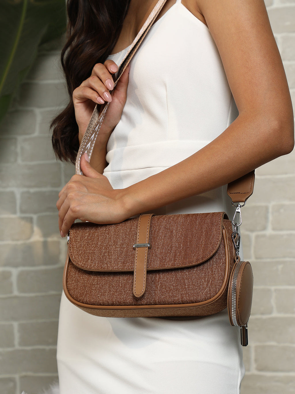 The Ribbed-Structured Sling Bag With Pouch - Peanut Brown