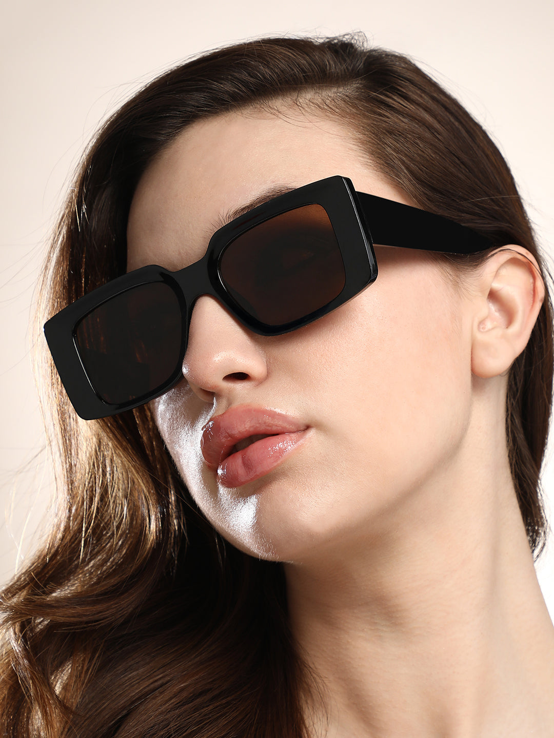 The Chunky-Retro Rectangular Sunglass - Onyx Black