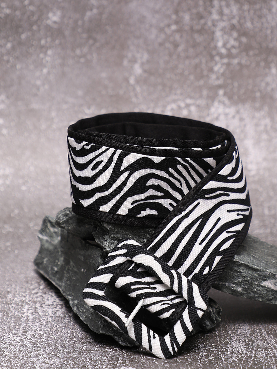 Black & White Printed Waist Belt