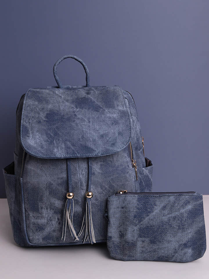 Explorer's Essential Shaded Blue Backpack With Pouch