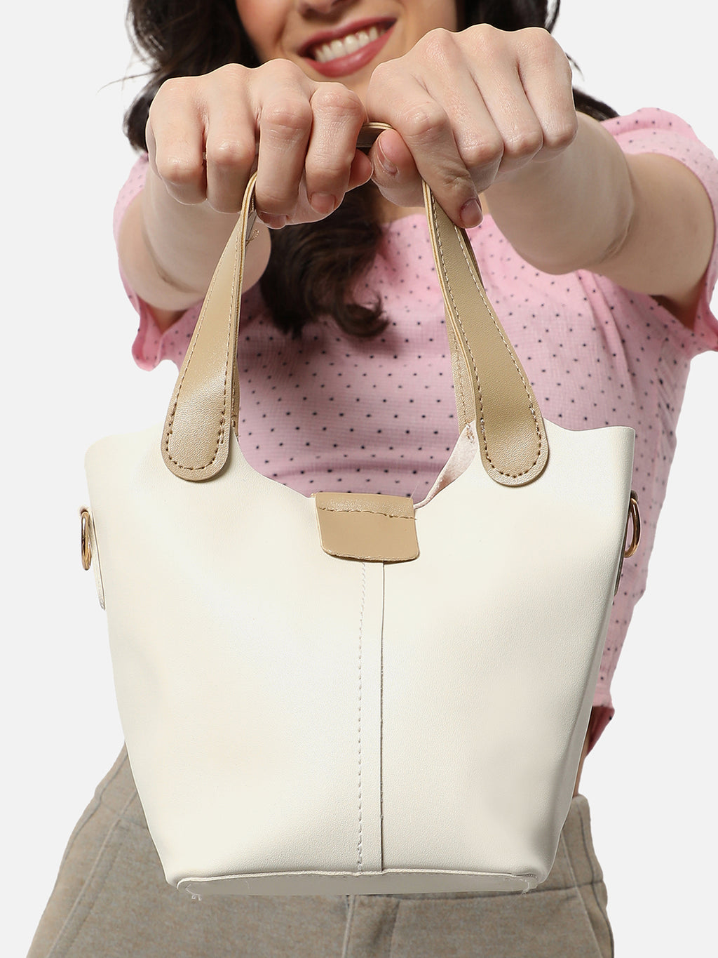 Vera White Handbag