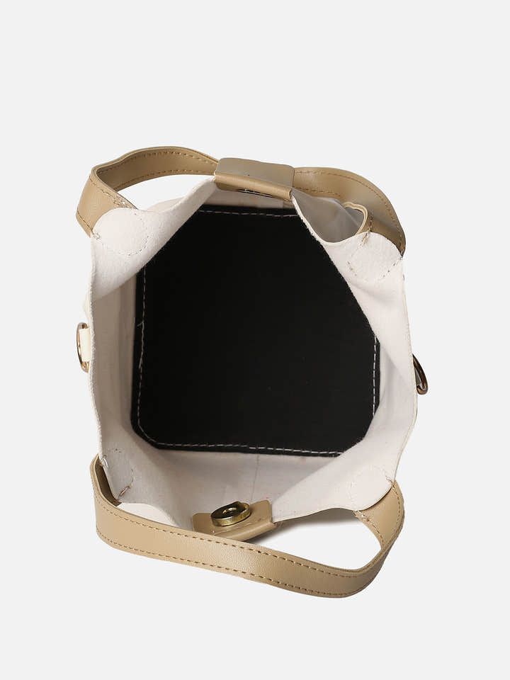 Vera White Handbag