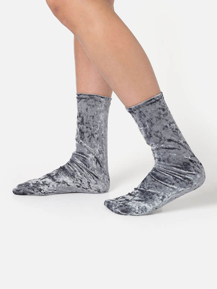 Velvet Calf-Length Socks