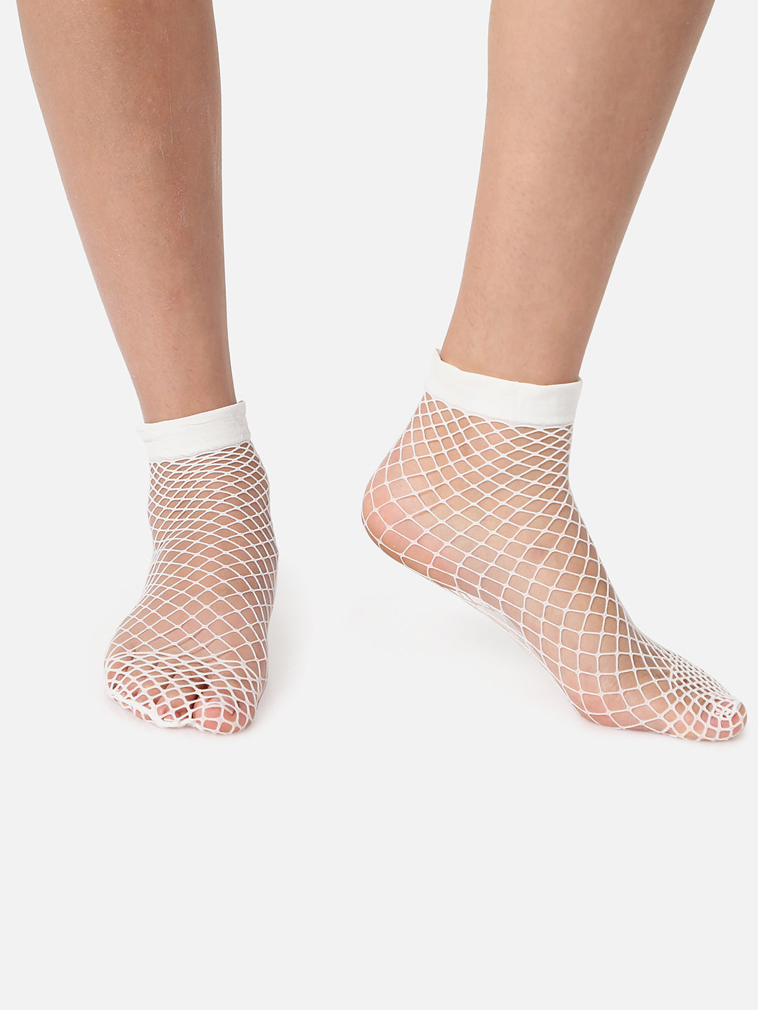 White Fishnet Ankle Length Socks