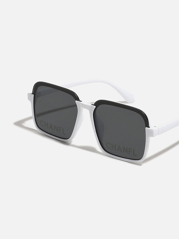 WHITE FRAME OVERSIZED SUNGLASS