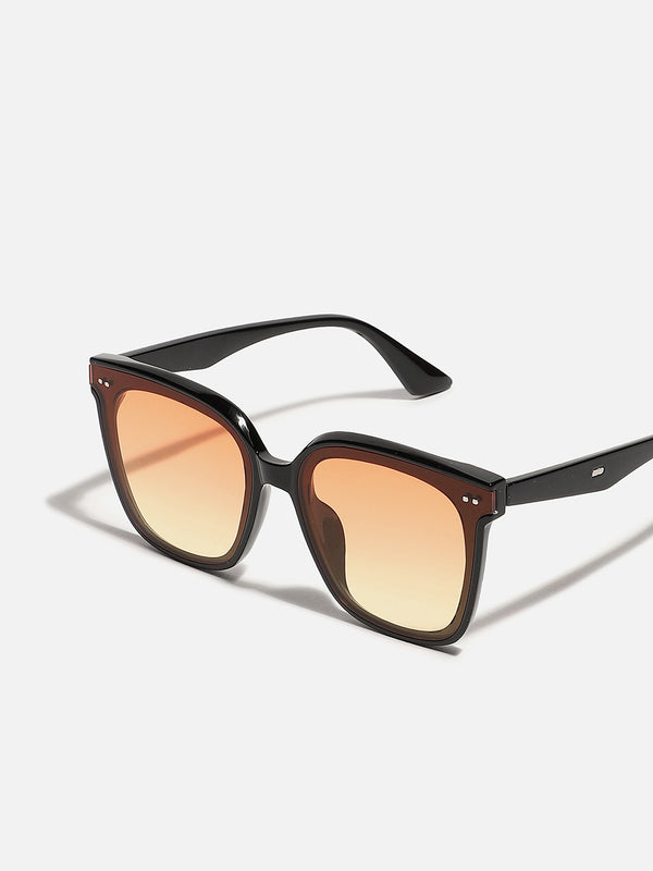 BLACK OVERSIZED SUNGLASS