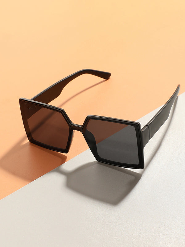Tinted Lens Black Frame Oversized Sunglass