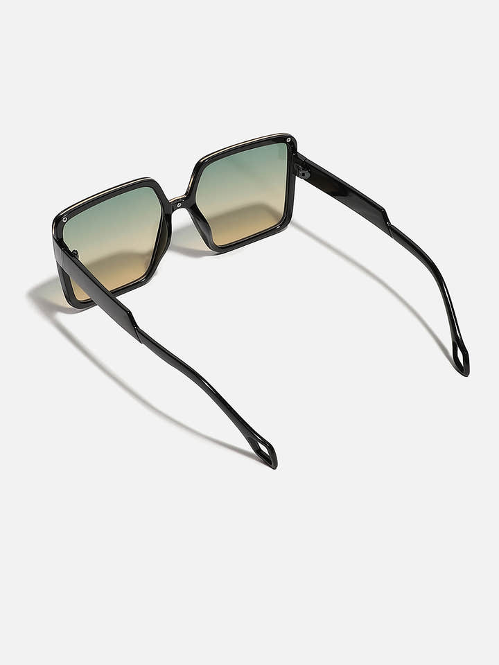 Tinted Lens Black Frame Oversized Sunglass
