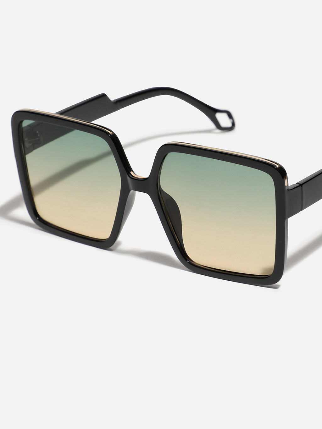 WOMEN TINTED LENS BLACK FRAME OVERSIZED SUNGLASS