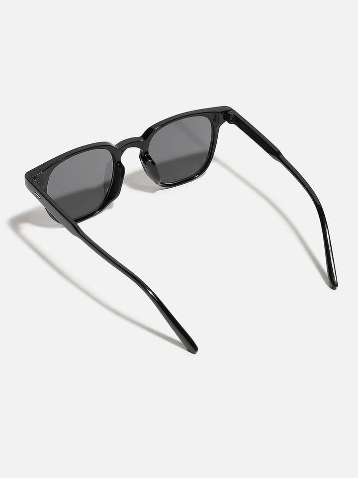 Black Wayfarer Sunglass