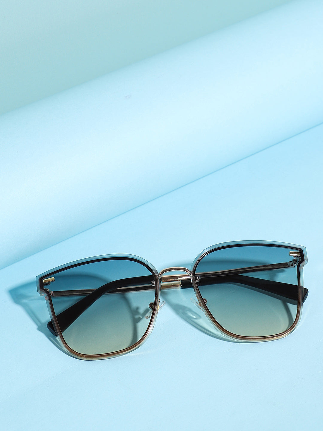 Gold Wayfarer Sunglass