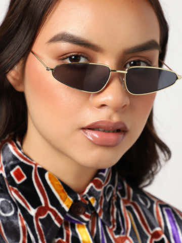 Black Frame Retro Sunglasses