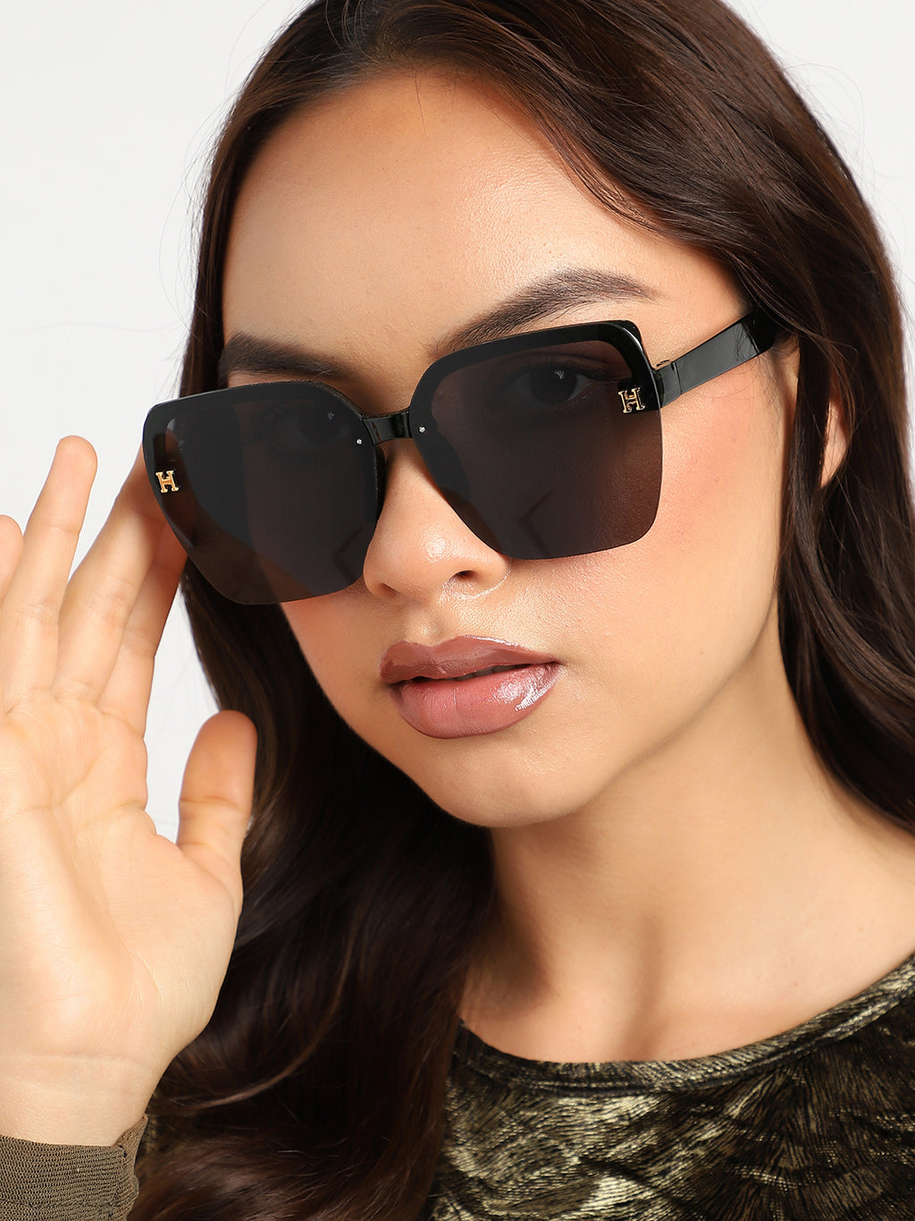 Tinted Lens Black & Green Frame Oversized Sunglass