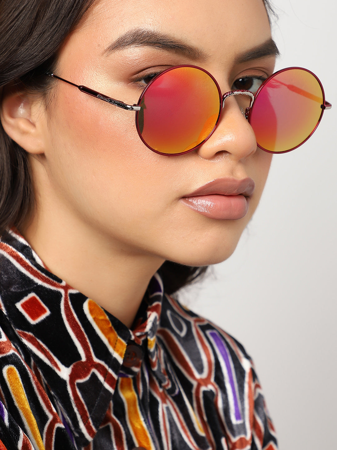 Gradient Lens Brown Oval Sunglass