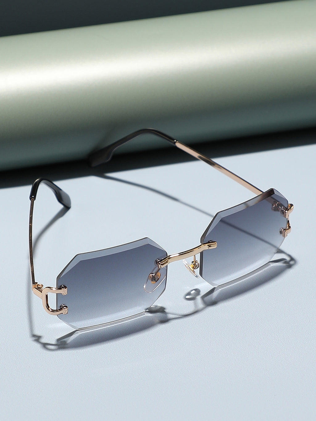Black Rectangular Sunglass