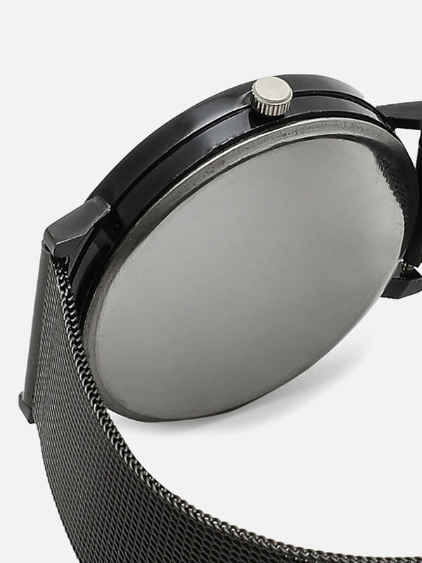 Black Analog Round Dial With Metal Mesh Strap Watch & Bracelets