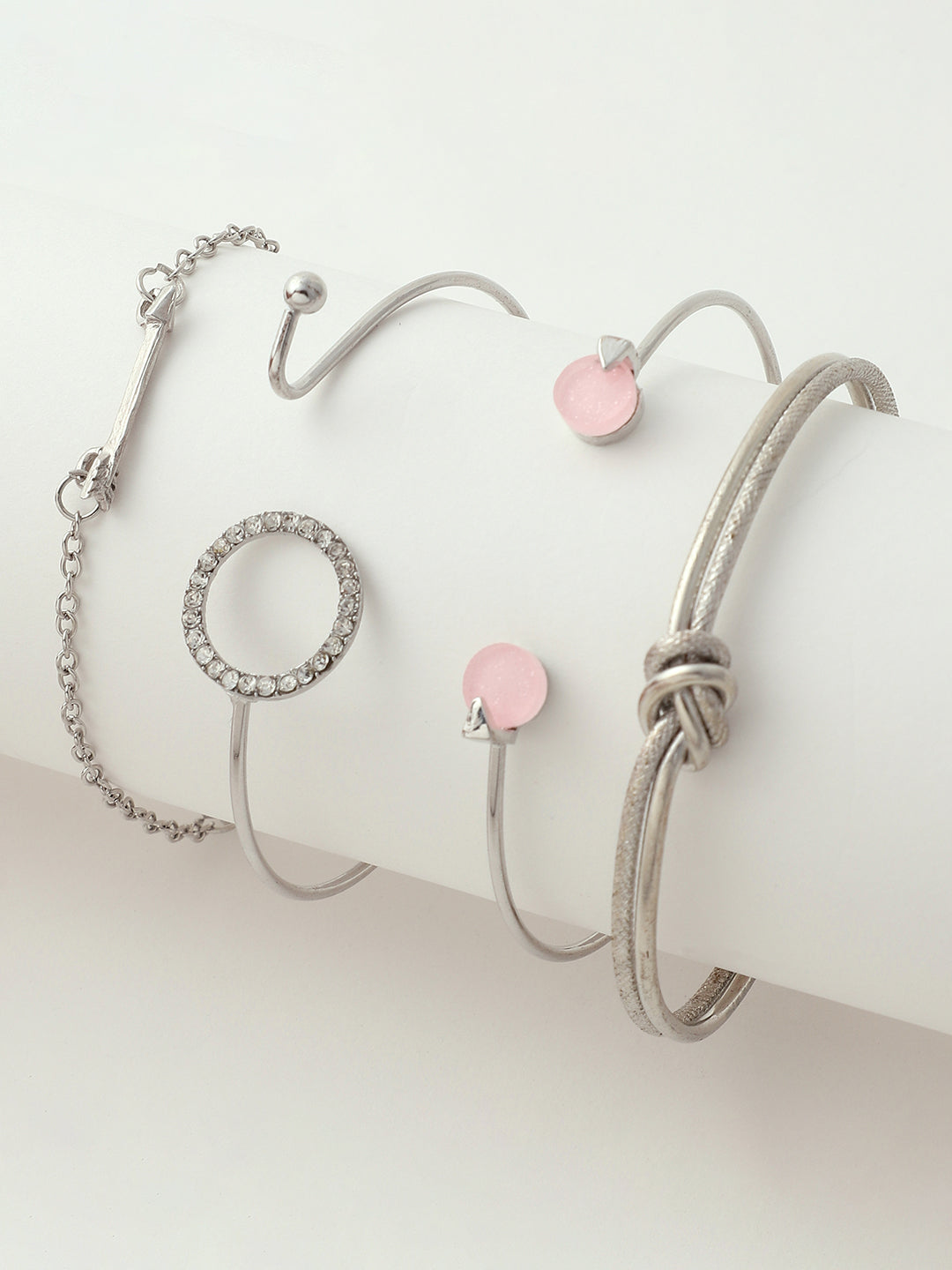 Black Analog Round Dial With Metal Mesh Strap Watch & Bracelets