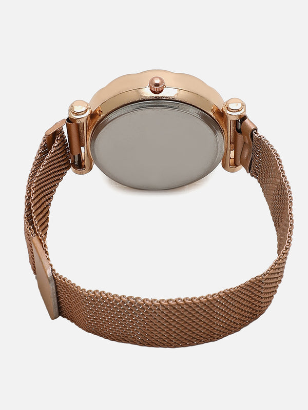 Black Embellished Decorative Analog Round Dial With Gold Metal Mesh Strap Watch & Bracelets