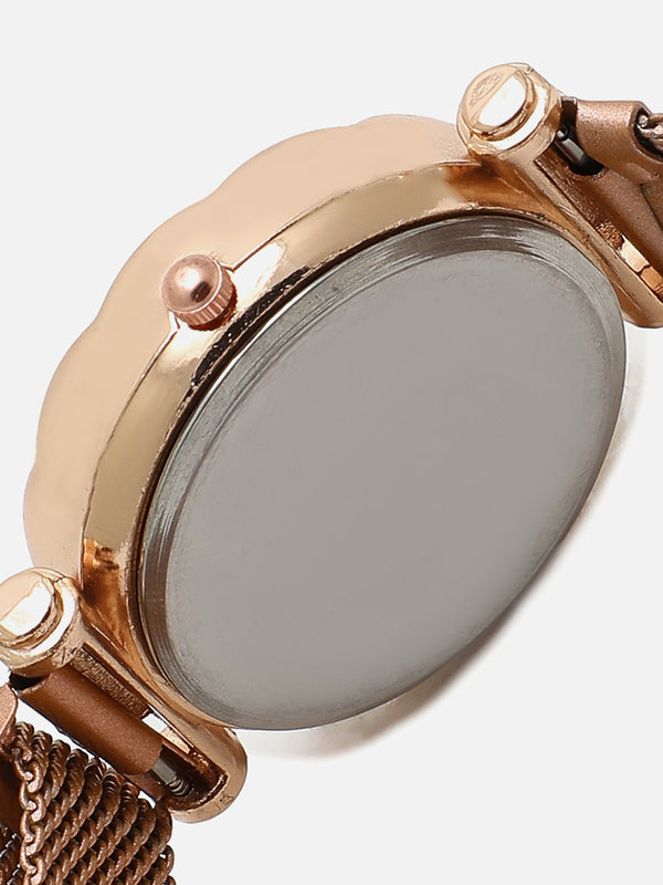 Black Embellished Decorative Analog Round Dial With Gold Metal Mesh Strap Watch & Bracelets
