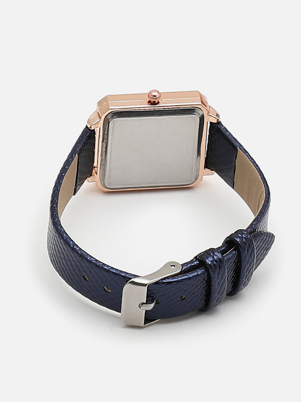 Black Analogue Watch